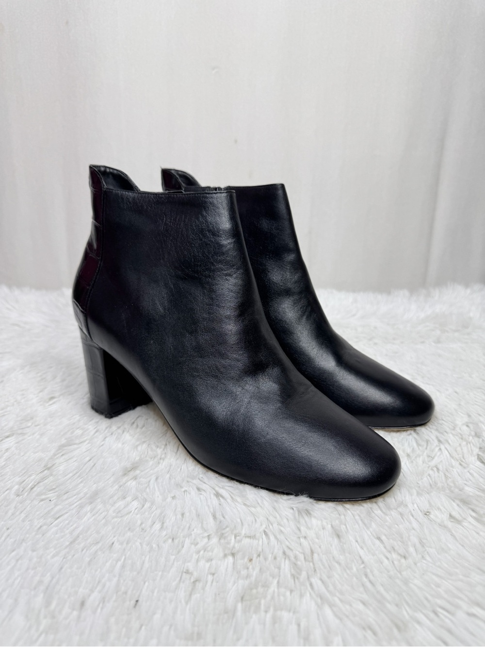 COLE HAAN / Nella black leather croc embossed heeled ankle boots / 11
